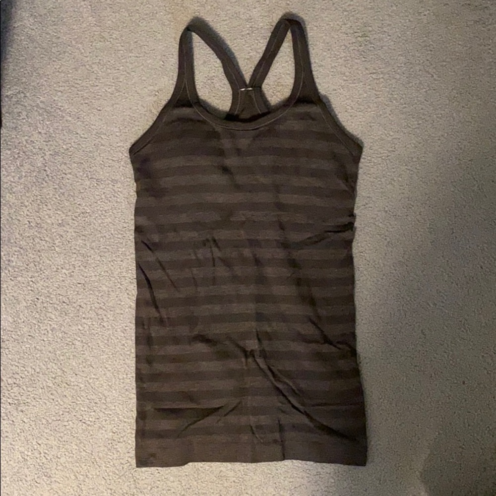 Lululemon tank top